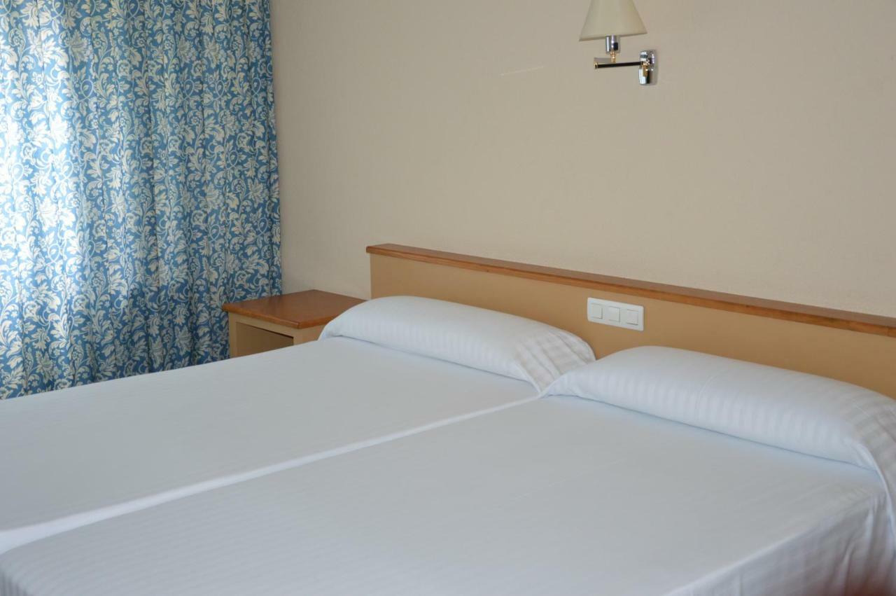 Hotel La Mota By Punta25 Group 3*